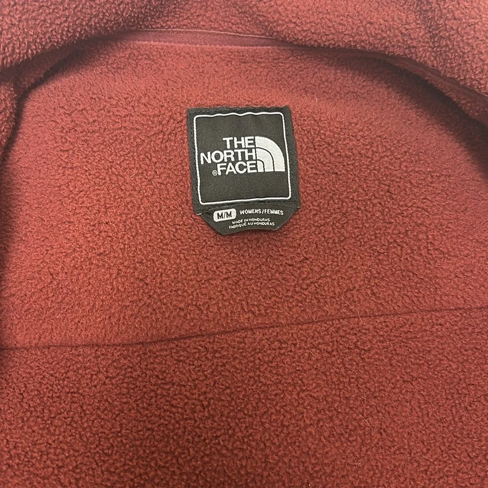 The North Face Women’s fleece Jacket, size Medium - Picture 4 of 5